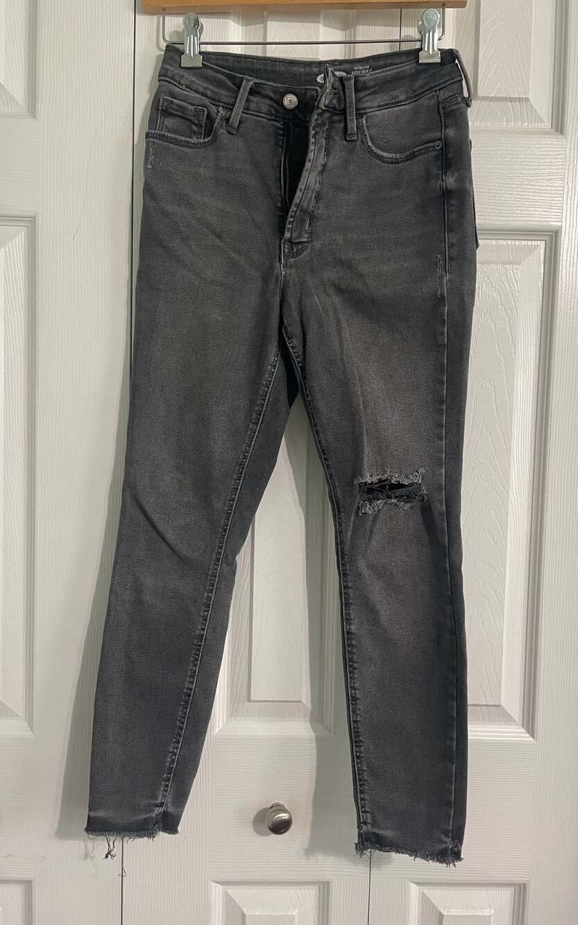 Old Navy Rockstar Super Skinny Jeans
